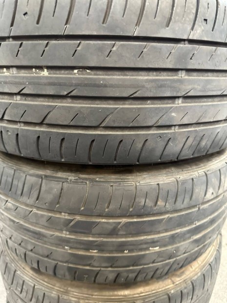 Falken 205/40R17 84W nyri gumi [1db]